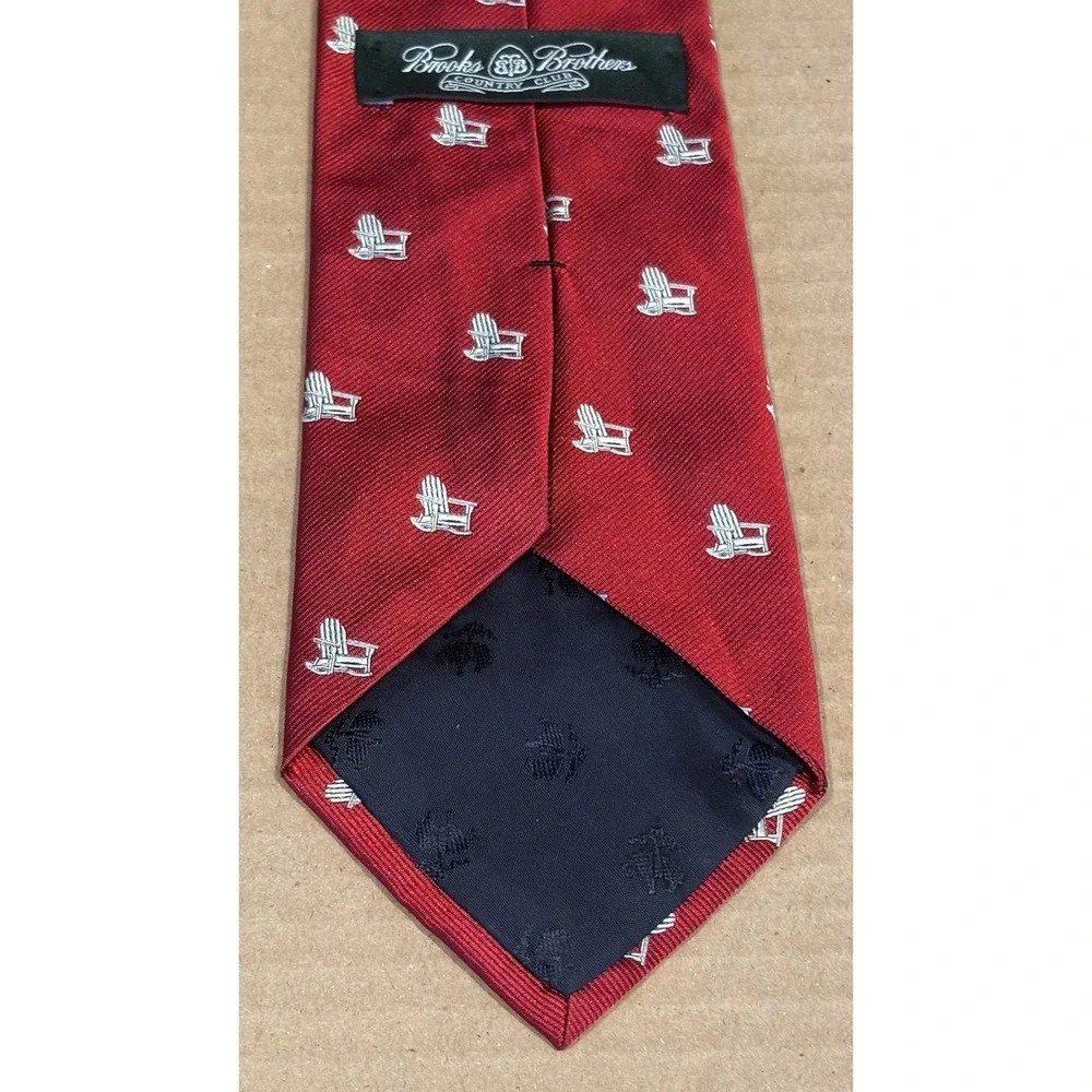 Brooks Brothers Adirondack Chair Country Club Tie Red Silk USA Made Woven‎ Italy